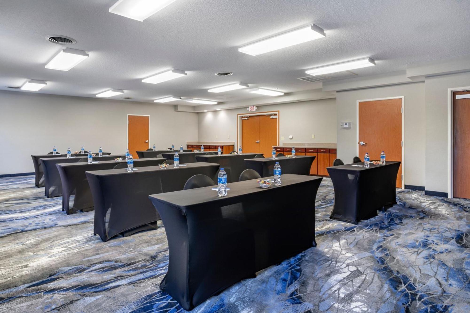 Fairfield Inn & Suites Cherokee Extérieur photo